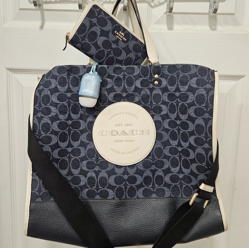 Coach Dempsey Tote 40 In Signature Jacquard & Wallet